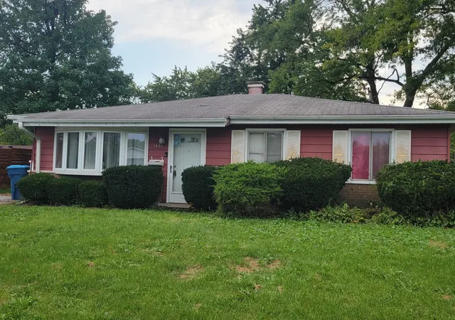 Photo 1 of Single family home for sale at 1420 Forest Pl, Calumet City, IL 60409 | MLS# 12748034 | Listing updated on 2026-09-23