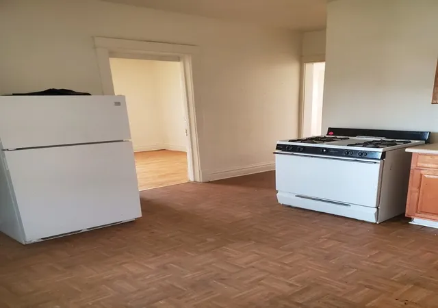 Listing Photo 5 - Condo for sale in building located at 402 S 12th Ave, Maywood, IL 60153