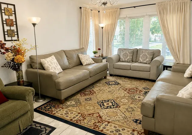 Photo 2 of Single family home for sale at 9521 S Knox Ave, Oak Lawn, IL 60453 | MLS# 12748056 | Listing updated on 2026-09-12
