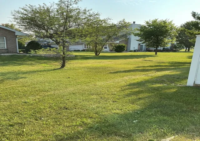 Photo 4 of Sale Pending at 5613 W Sutton Pl, Monee, IL 60449 | MLS# 12748060 | Listing updated on 2026-09-30