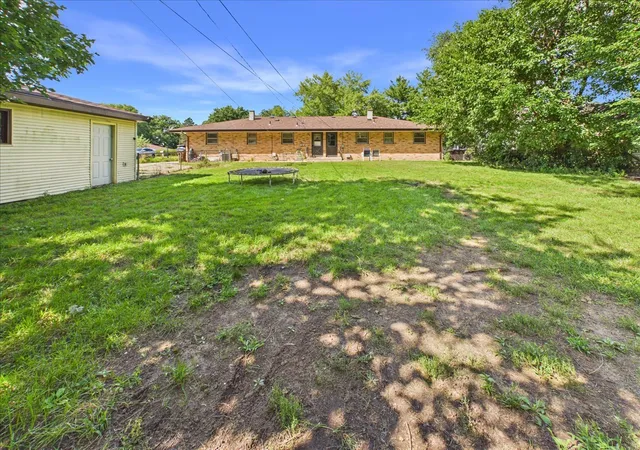 Listing Photo 2 - Condo for sale in building located at 409 Glendale Rd, Loves Park, IL 61111