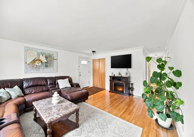 Photo 3 of Single family home for sale at 8626 Saint Louis Ave, Skokie, IL 60076 | MLS# 12748086 | Listing updated on 2026-09-25