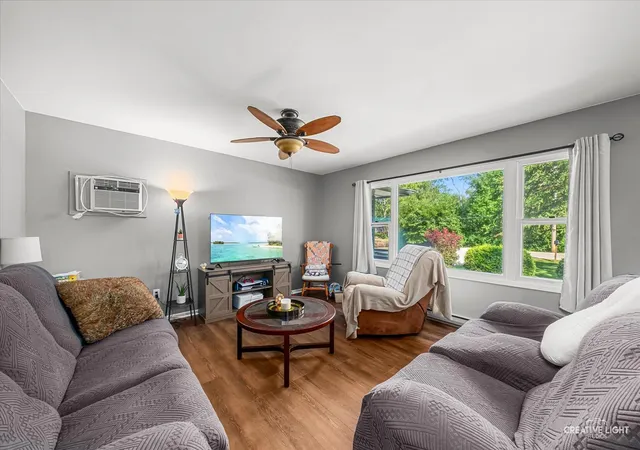 Photo 2 of Single family home for sale at 6696 Chicago Rd, Yorkville, IL 60560 | MLS# 12748094 | Listing updated on 2026-10-02