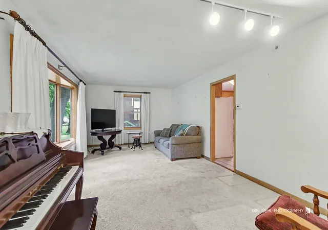 Photo 3 of Single family home for sale at 10583 W Woodland Ave, Beach Park, IL 60087 | MLS# 12748146 | Listing updated on 2026-09-16