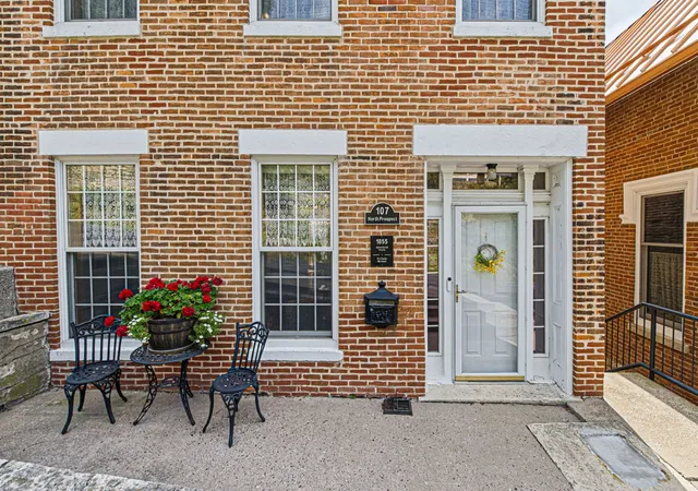 Photo 2 of Single family home for sale at 107 N Prospect St, Galena, IL 61036 | MLS# 12748171 | Listing updated on 2026-09-24