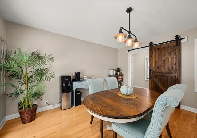 Photo 4 of Single family home for sale at 1301 Larson St, Sycamore, IL 60178 | MLS# 12748196 | Listing updated on 2026-09-14