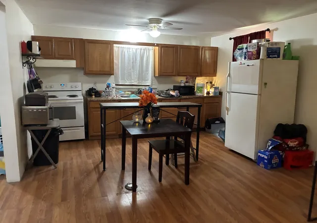 Photo 3 of Single family home for sale at 121 E Opdyke Ave, Mt Vernon, IL 62864 | MLS# 12748202 | Listing updated on 2026-09-12