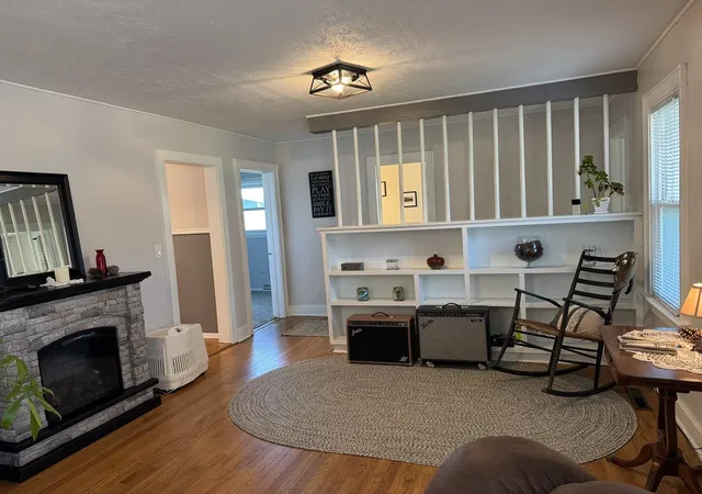 Photo 3 of Sale Pending at 618 S Lott Blvd, Gibson City, IL 60936 | MLS# 12748212 | Listing updated on 2026-10-07