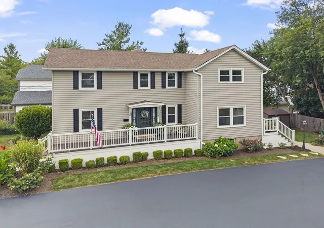 Photo 32 of Single family home for sale at 1511 Avery Ave, Wheaton, IL 60187 | MLS# 12748214 | Listing updated on 2026-10-21