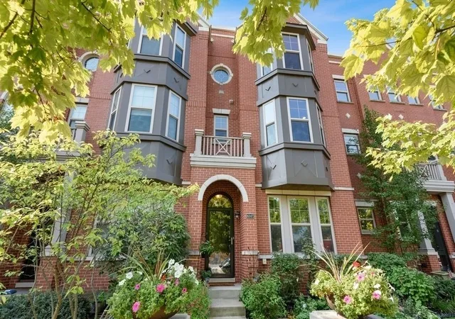 Photo 2 of Townhouse for sale at 6347 Hennings Ct, Morton Grove, IL 60053 | MLS# 12748219 | Listing updated on 2026-09-28
