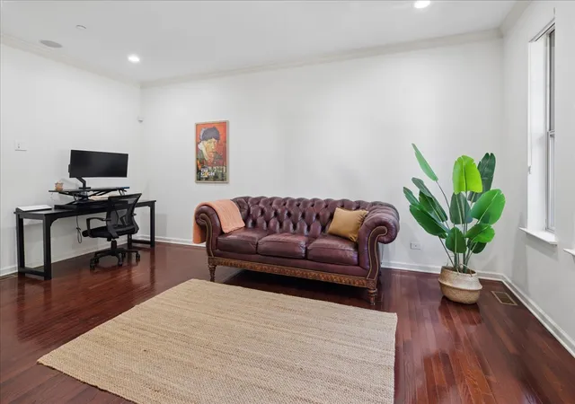 Photo 3 of Townhouse for sale at 6347 Hennings Ct, Morton Grove, IL 60053 | MLS# 12748219 | Listing updated on 2026-09-28