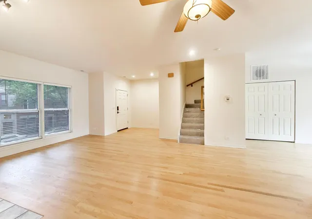 Photo 4 of Condo for sale at 1328 W Fillmore St #B, Chicago, IL 60607 | MLS# 12748255 | Listing updated on 2026-09-14