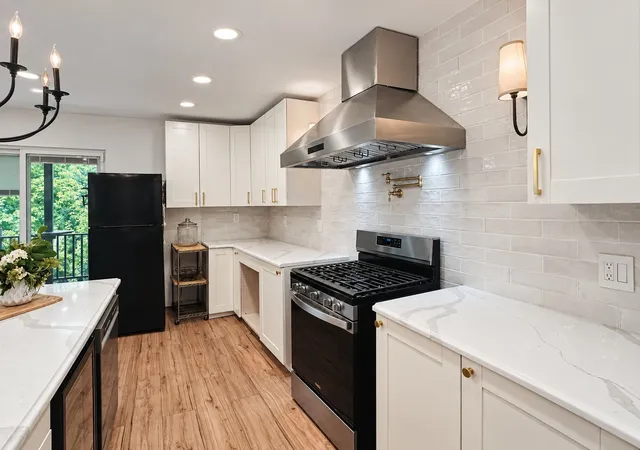 Photo 4 of Single family home for sale at 3062 Ridgeland Ave, Lisle, IL 60532 | MLS# 12748257 | Listing updated on 2026-10-20