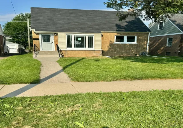 Single family home for sale at 1476 Forest Ave, Calumet City, IL 60409 | MLS# 12748349