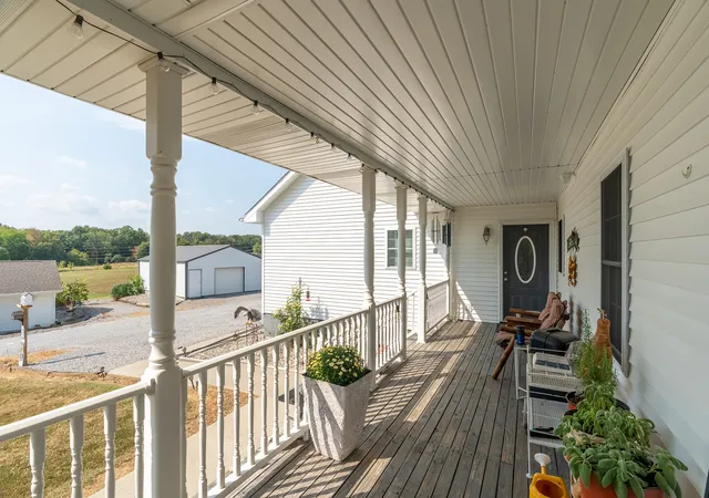 Photo 3 of Single family home for sale at 12371 S Park Rd, Benton, IL 62812 | MLS# 12748353 | Listing updated on 2026-09-15