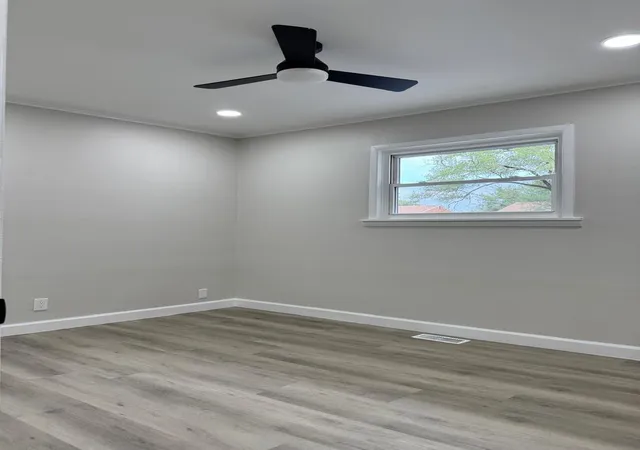 Photo 4 of Single family home for sale at 144 N Pinecrest Rd, Bolingbrook, IL 60440 | MLS# 12748418 | Listing updated on 2026-10-05
