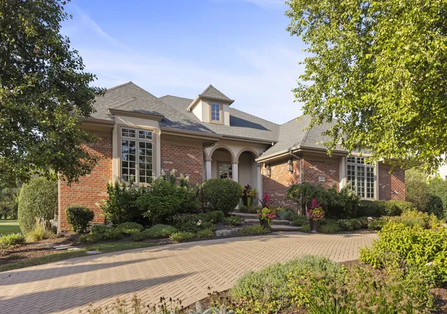 Photo 1 of Single family home for sale at 11954 Cross Crk Ct, Burr Ridge, IL 60527 | MLS# 12748423 | Listing updated on 2026-09-14