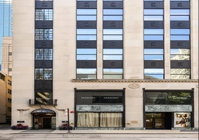 Condo for sale at 118 E Erie St #20D, Chicago, IL 60611 | MLS# 12748483