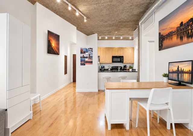 Photo 3 of Condo for sale at (Undisclosed), Chicago, IL 60605 | MLS# 12748549 | Listing updated on 2026-10-02