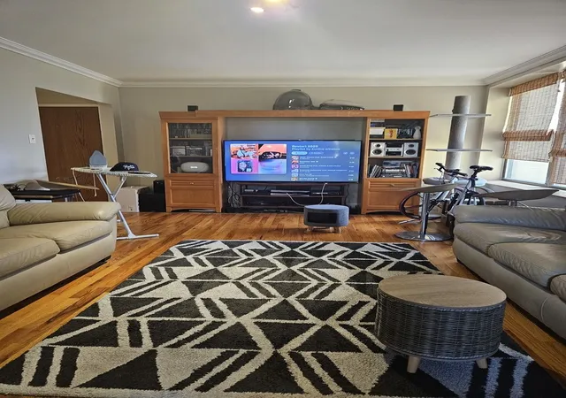 Photo 2 of Condo for sale at 7213 S Yates Blvd #3A, Chicago, IL 60649 | MLS# 12748610 | Listing updated on 2026-09-14
