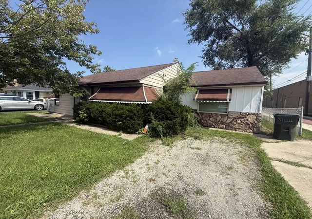 Photo 2 of Sale Pending at 15843 Turner Ave, Markham, IL 60428 | MLS# 12748672 | Listing updated on 2026-09-12