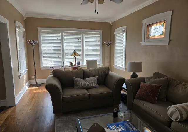 Photo 2 of Single family home for sale at 1157 S Ridgeland Ave, Oak Park, IL 60304 | MLS# 12748697 | Listing updated on 2026-09-27