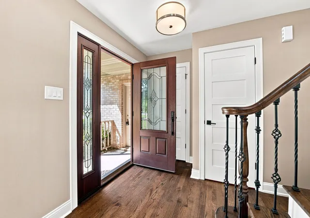 Photo 4 of Single family home for sale at 15 Meagan Ln, Lemont, IL 60439 | MLS# 12748708 | Listing updated on 2026-09-07