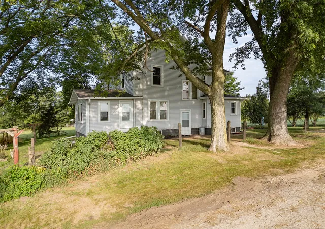 Photo 2 of Single family home for sale at 27242 E 2900th Street, Prophetstown, IL 61277 | MLS# 12748719 | Listing updated on 2026-09-13
