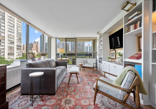 Photo 3 of Sale Pending at 1455 N Sandburg Ter #508, Chicago, IL 60610 | MLS# 12748722 | Listing updated on 2026-10-09