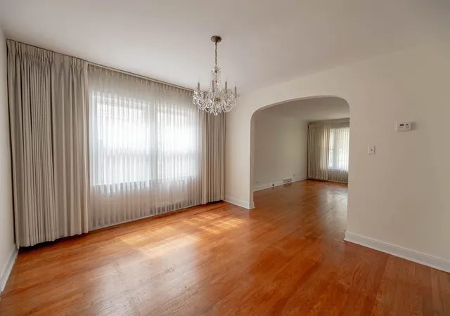 Photo 3 of Single family home for sale at 10221 S Trumbull Ave, Evergreen Park, IL 60805 | MLS# 12748749 | Listing updated on 2026-09-27