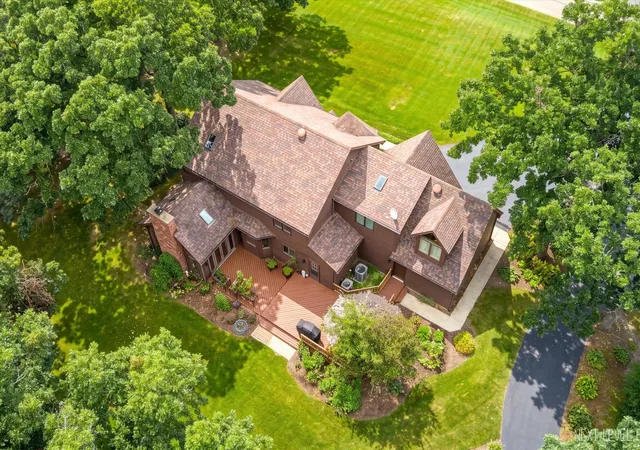 Photo 41 of Single family home for sale at 40w815 S Bridle Crk Dr, St. Charles, IL 60175 | MLS# 12748754 | Listing updated on 2026-10-07