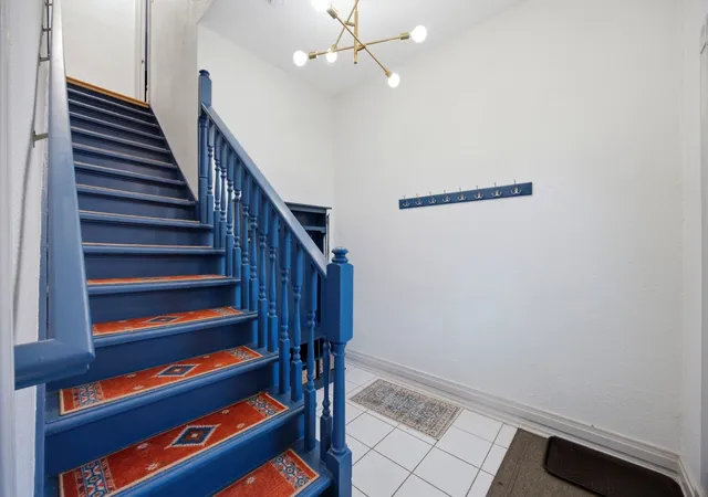 Photo 2 of Single family home for sale at 602 S 5th Avenue, St. Charles, IL 60174 | MLS# 12748763 | Listing updated on 2026-09-13