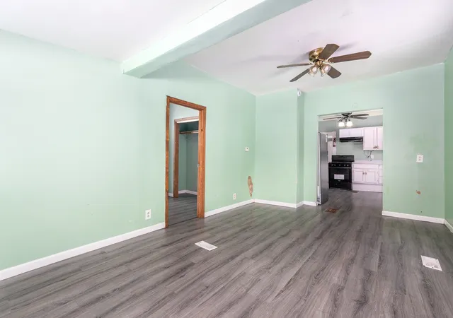 Photo 2 of Single family home for sale at 214 Sheridan St, Joliet, IL 60436 | MLS# 12748771 | Listing updated on 2026-09-14
