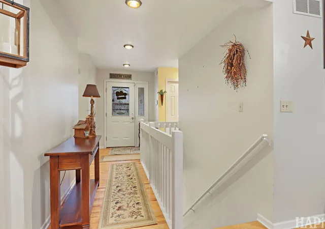Photo 3 of Single family home for sale at 304 Hawthorne Ct, Antioch, IL 60002 | MLS# 12748774 | Listing updated on 2026-10-03