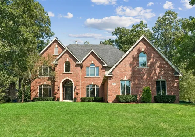 Photo 1 of Single family home for sale at 13230 Hidden Valley Dr, Homer Glen, IL 60491 | MLS# 12748796 | Listing updated on 2026-10-07