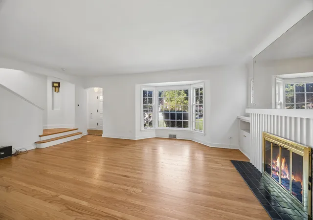Photo 3 of Single family home for sale at 241 Southcote Rd, Riverside, IL 60546 | MLS# 12748813 | Listing updated on 2026-09-22