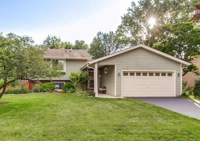 Photo 1 of Single family home for sale at 1232 N Del Mar Dr, Palatine, IL 60067 | MLS# 12748820 | Listing updated on 2026-09-24