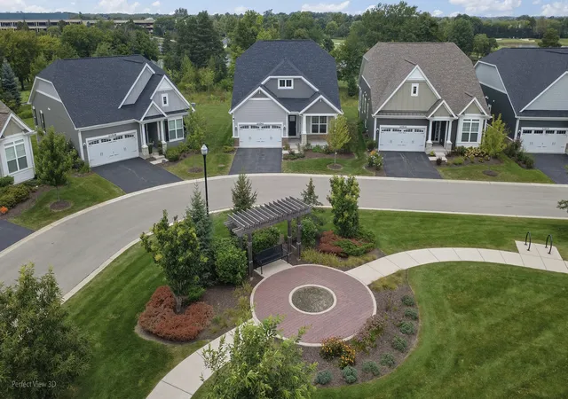 Photo 3 of Single family home for sale at 20540 W Spyglass Ct, Kildeer, IL 60047 | MLS# 12748825 | Listing updated on 2026-09-14
