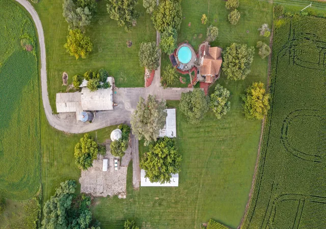 Photo 3 of Sale Pending at 10724 Galena Rd, Bristol, IL 60512 | MLS# 12748878 | Listing updated on 2026-09-19