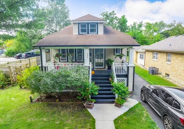 Photo 1 of Single family home for sale at 522 Anderson Blvd, Geneva, IL 60134 | MLS# 12748880 | Listing updated on 2026-10-02