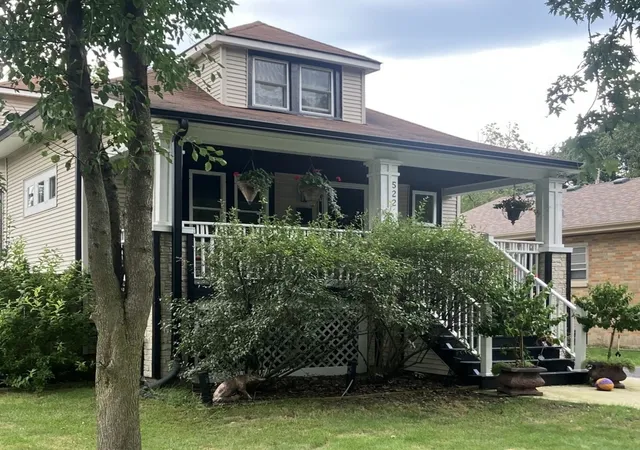 Photo 3 of Single family home for sale at 522 Anderson Blvd, Geneva, IL 60134 | MLS# 12748880 | Listing updated on 2026-10-02