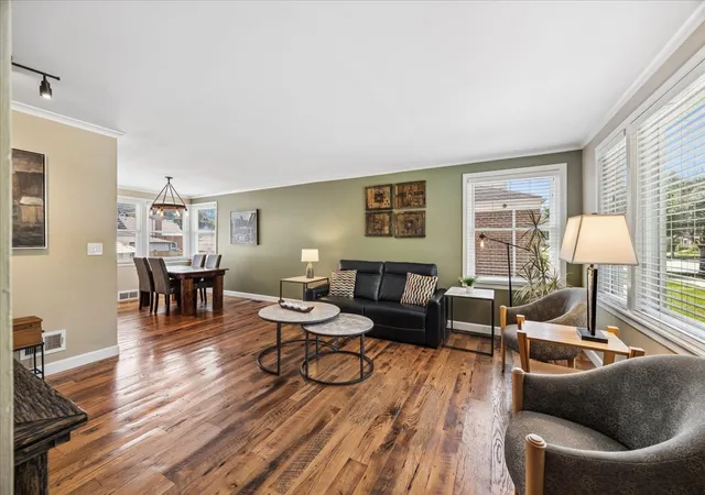 Photo 3 of Single family home for sale at 1871 Hawthorne Ave, Westchester, IL 60154 | MLS# 12748888 | Listing updated on 2026-09-28