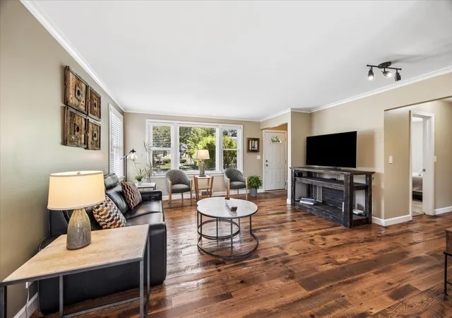 Photo 3 of Single family home for sale at 1871 Hawthorne Ave, Westchester, IL 60154 | MLS# 12748888 | Listing updated on 2026-10-21