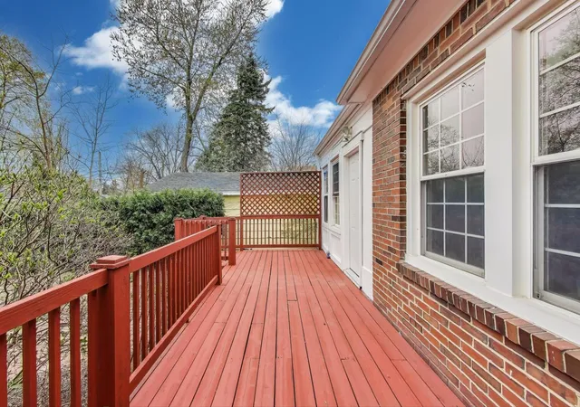 Photo 2 of Single family home for sale at 3 S Calumet Ave, Aurora, IL 60506 | MLS# 12748922 | Listing updated on 2026-09-14