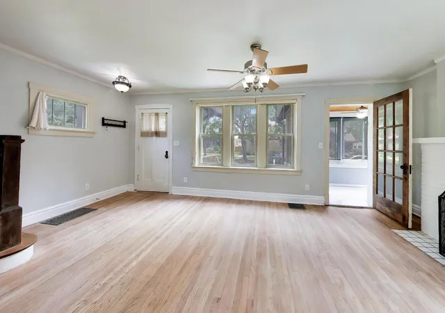 Photo 4 of Single family home for sale at 10530 S Leavitt St, Chicago, IL 60643 | MLS# 12748928 | Listing updated on 2026-09-24