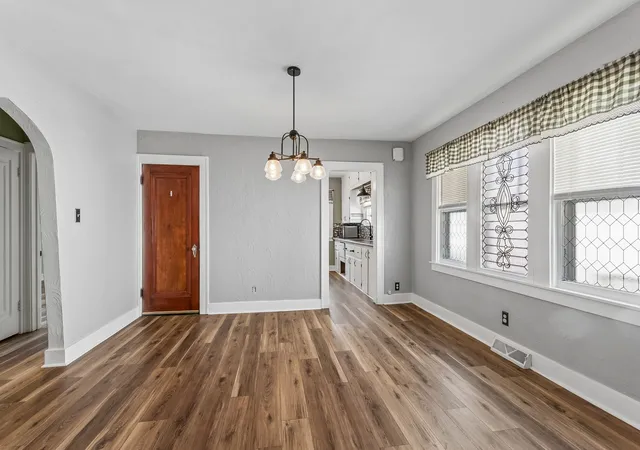 Photo 3 of Single family home for sale at 1220 Kenmore Ave, Joliet, IL 60435 | MLS# 12748935 | Listing updated on 2026-09-17