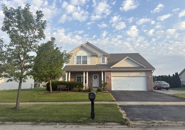 Photo 1 of Single family home for sale at 910 Grand Mesa, New Lenox, IL 60451 | MLS# 12748947 | Listing updated on 2026-09-13