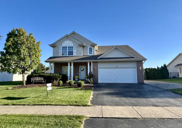 Single family home for sale at 910 Grand Mesa, New Lenox, IL 60451 | MLS# 12748947