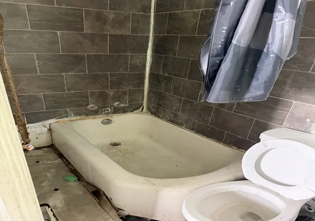 Photo 19 of Single family home for sale at 605 W Armstrong Ave, Peoria, IL 61606 | MLS# 12748966 | Listing updated on 2026-09-23