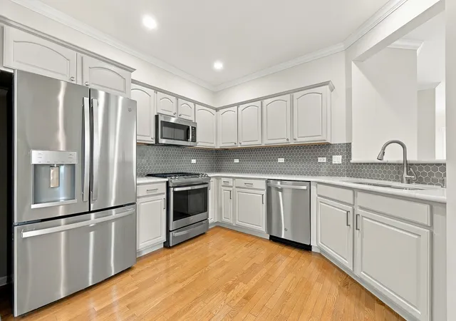 Photo 3 of Townhouse for sale at 12235 Quail Ridge Dr, Huntley, IL 60142 | MLS# 12748967 | Listing updated on 2026-09-21